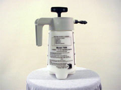 The #7500 Pump-Up Sprayer comfortable design makes it easy to use.