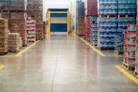 Use the Turbo Scrubber V20 to clean warehouse floors.
